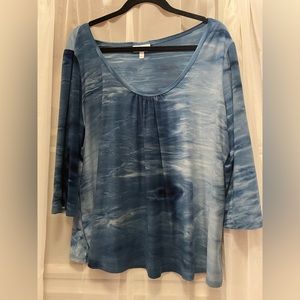 Fashion Bug 18/20 scoop neck super soft 3/4 sleeves, super pretty